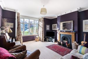 Sitting Room- click for photo gallery